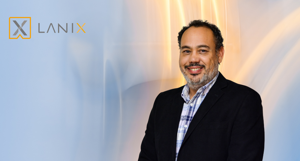 Héctor Salcido, director comercial de Lanix.