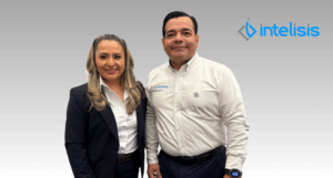 Iraíz Peña y Efraín Garay, Intelisis, Foro Infochannel León 2025