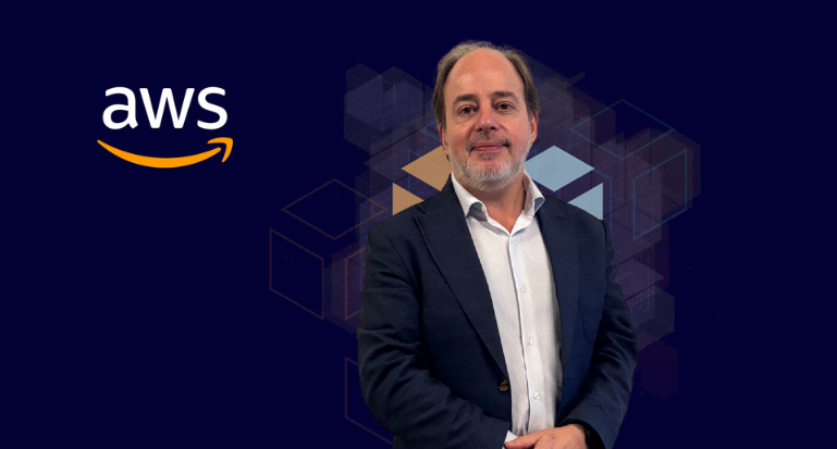 Raúl Lozano, AWS