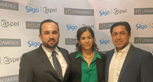 angel_manuel_dominguez_coordinador_de_mayoristas_siigo_aspel_gabriela_ayala_directora_del_canal_indirecto_para_latinoamerica_en_siigo_aspel_y_fausto_escobar_deo_de_hd_latinoamerica