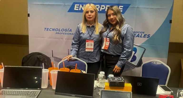 Cynthia Alvarado y Geovana Silva, Lanix.